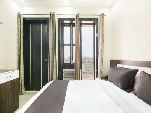 Hotel Collection O 74733 Grewal Residency