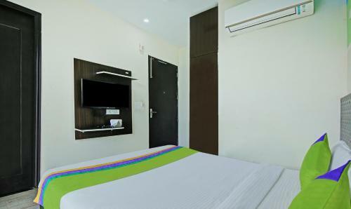 Treebo Trend Hotel Nyra