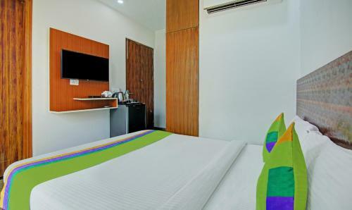 Treebo Trend Hotel Nyra