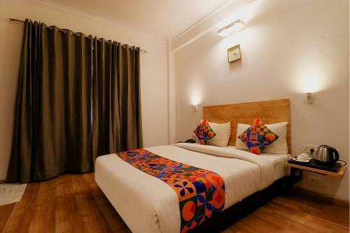 Fabhotel The Glory