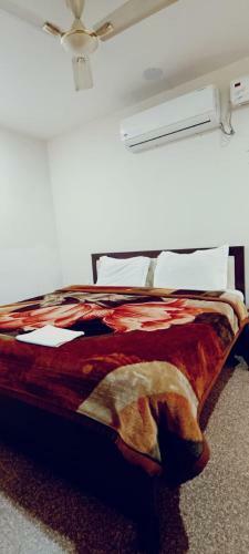 Lime Tree Hospitality Three Bhk Apartment Artemis Gurgaon