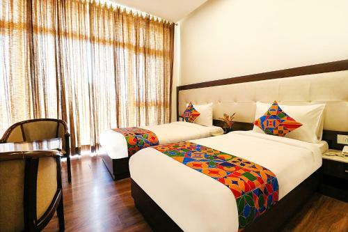 Fabhotel Oyster Villa