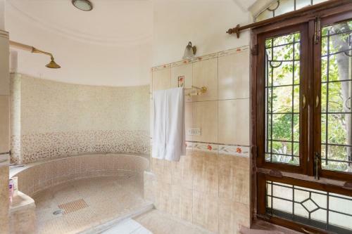 Villa Hostie Chinar Haveli - Heritage Home With Pool, Gurgaon