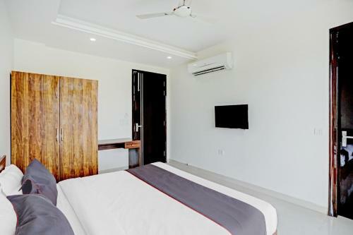 Oyo 80594 Collection O Hotel Mayfield Nirvana