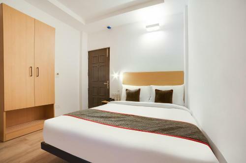 Hotel Townhouse 695 Old Gurgaon