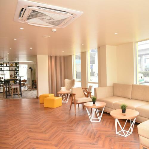 Hotel Bloom - Golf Course Road