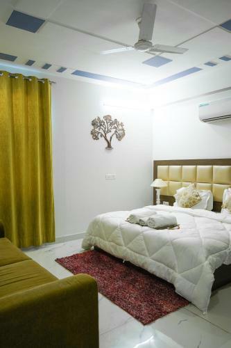 Lime Tree 2 Bhk Serviced Apartment Near Fortis Gurgaon