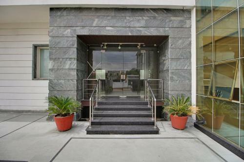 Capital O 48064 Hotel Satkar