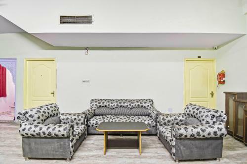 Hotel Oyo 47164 Madhav Palace