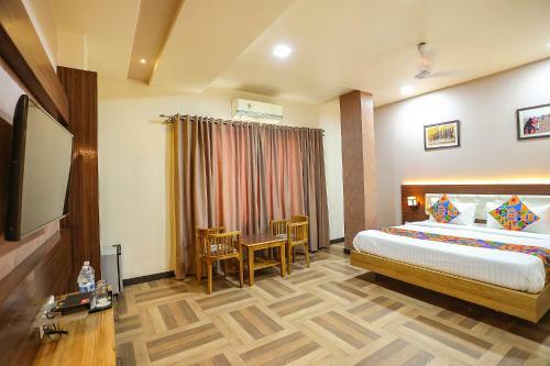 Fabhotel Royal Gm Plaza