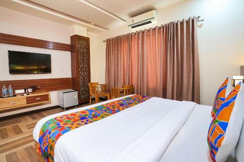 Fabhotel Royal Gm Plaza