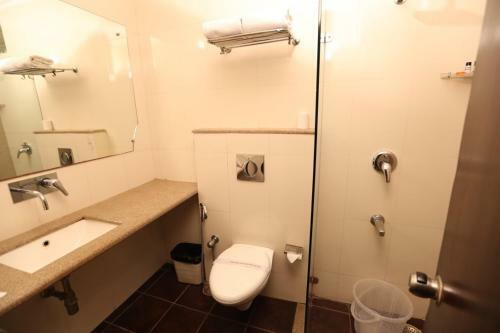 Hotel Empire Regency - A Luxury Hotel