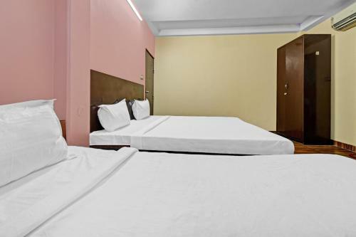 Oyo 85978 Hotel Bharat Palace