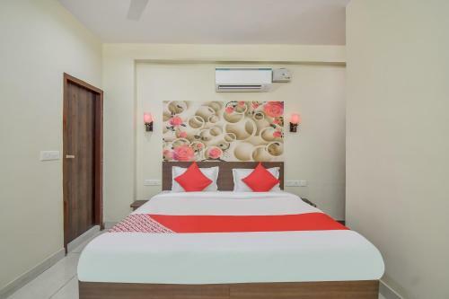 Oyo 48187 Hotel Royal Square