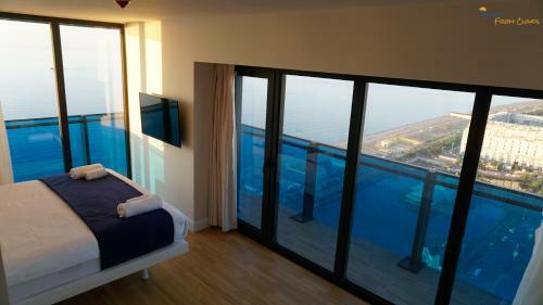 Aparthotel Sea View From The Clouds