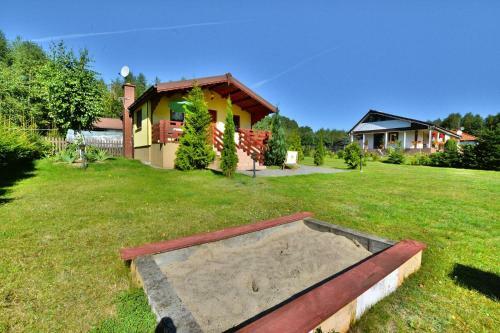 Holiday Home, Dabrowica