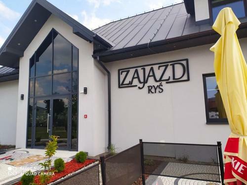 Hotel Zajazd ,,ry?''