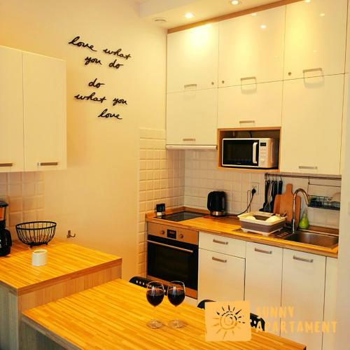 Sunny Apartament