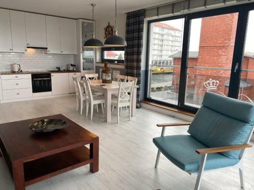 Apartament B??kitny Przy Latarni