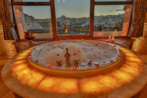 ?ah Saray Cave Suites Halal Hotel