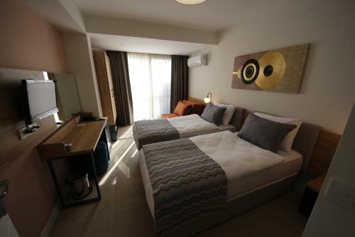 Sp?los G�m�ld�r Hotel