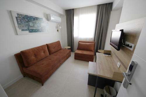 Sp?los G�m�ld�r Hotel