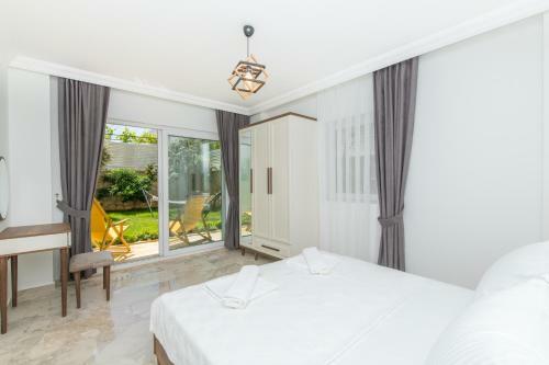 Garden Court Apartments