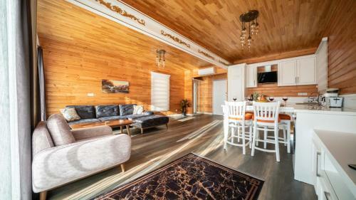Eco Villa Elay