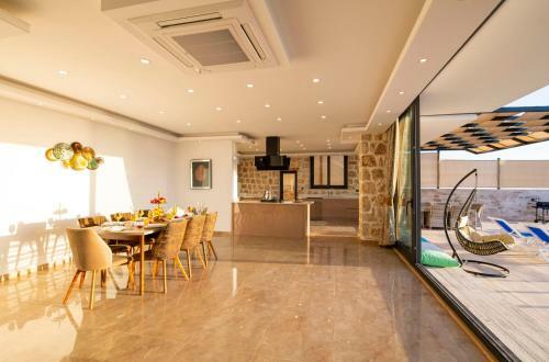 Villa Mona Roza, Kalkan