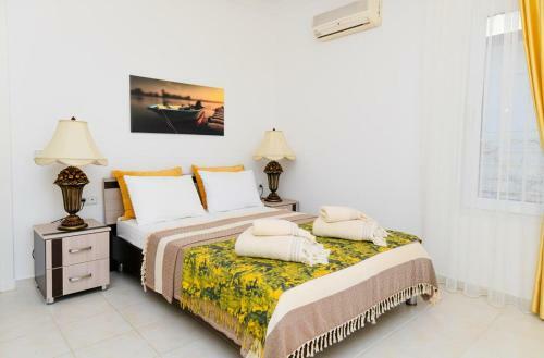 Villa White Cocoon