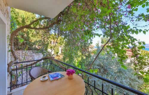 Hotel Hill House Adult Only
