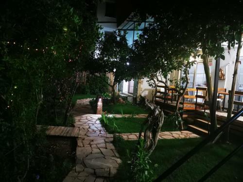 Rana Aparts&bungalows