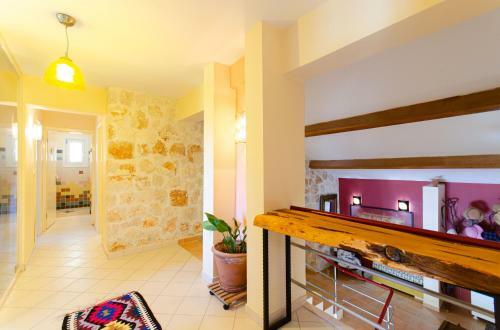 Stone Clad Villa La Maison P