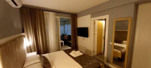 Un Amor Hotel