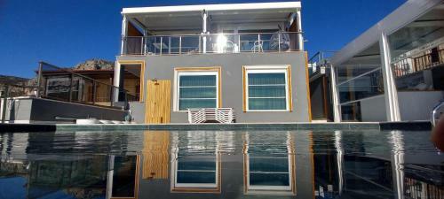 Un Amor Hotel