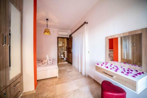 Villa Adalya Hol?day