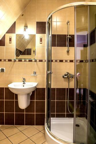Madejowy Dw�r