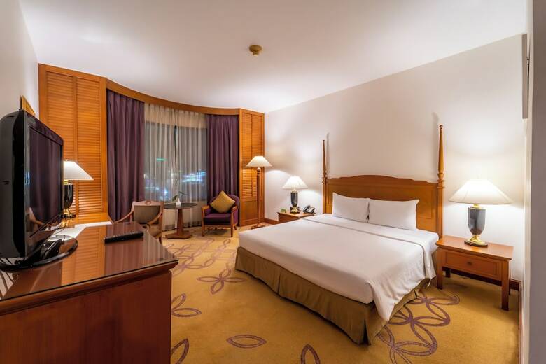 Hotel Century Park