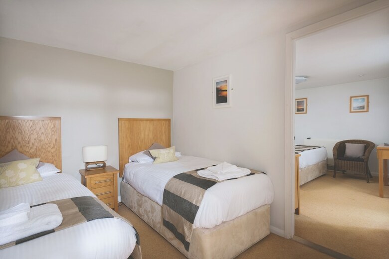 Posada Harbour Inn