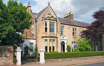 Hostal Miller House