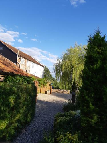 Hostal Sculthorpe Mill