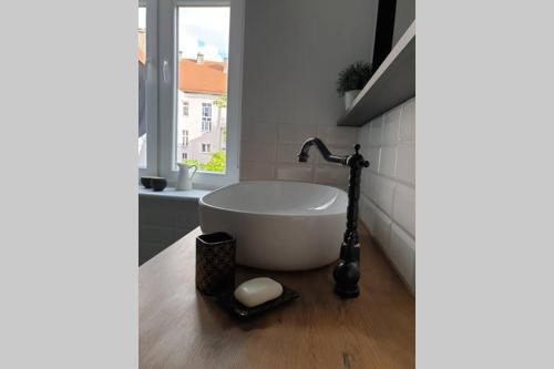 Apartament W Kamienicy Przy Plantach