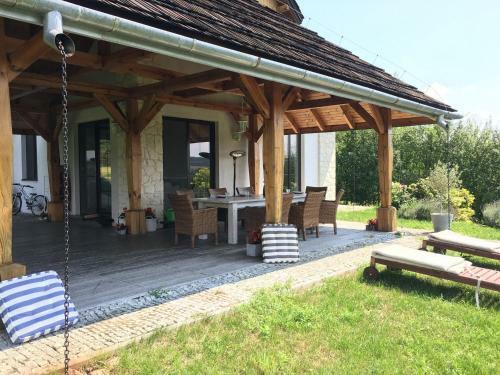 Villa Okale