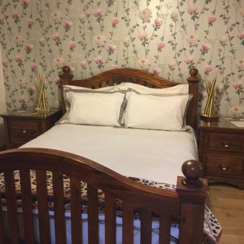 Hostal Acer Guest House