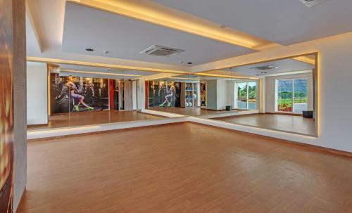 Hotel The Fern Residency Karad