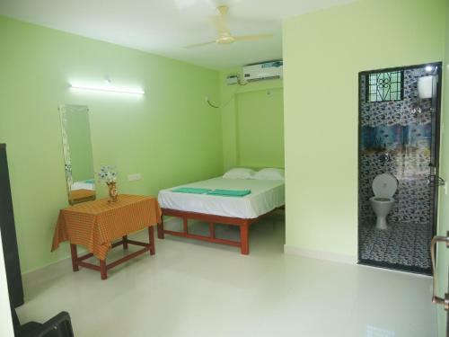 Hostal Flavia Guest House