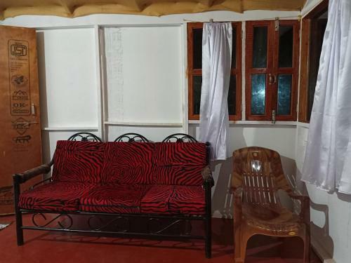 Hotel Shiv Sai Huts