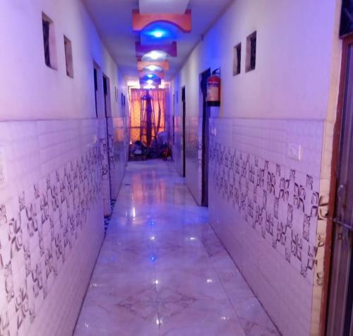 Hotel Radhey Milan By Wb Inn, Kanpur