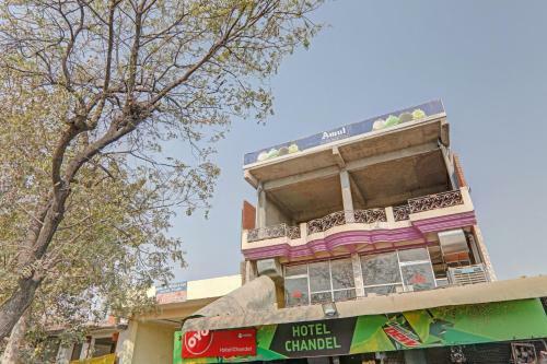 Oyo 87185 Hotel Chandel International