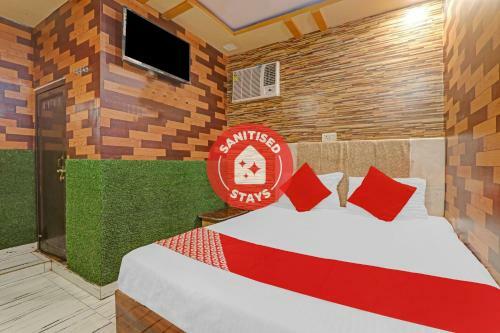 Oyo 87185 Hotel Chandel International